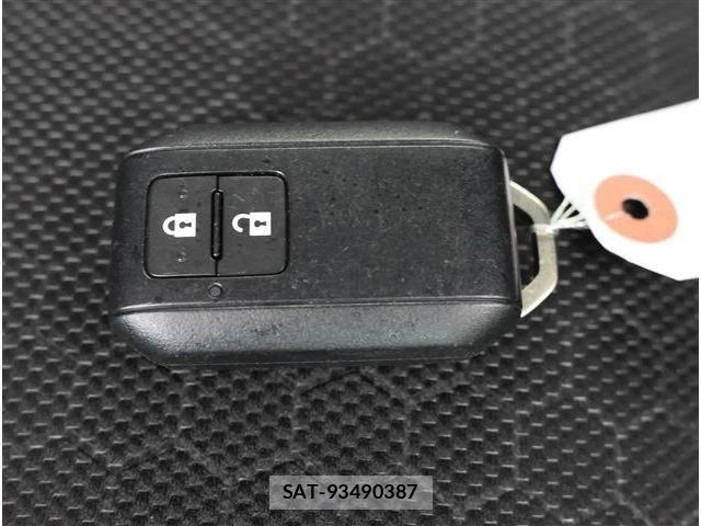 Suzuki X BEE 2017-12 8102888-15