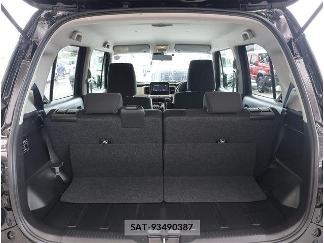 Suzuki X BEE 2017-12 8102888-16