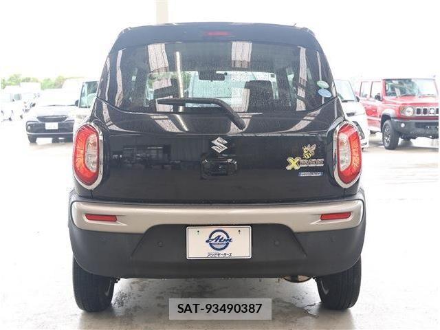 Suzuki X BEE 2017-12 8102888-20