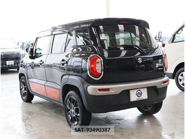 Suzuki X BEE 2017-12 8102888-21