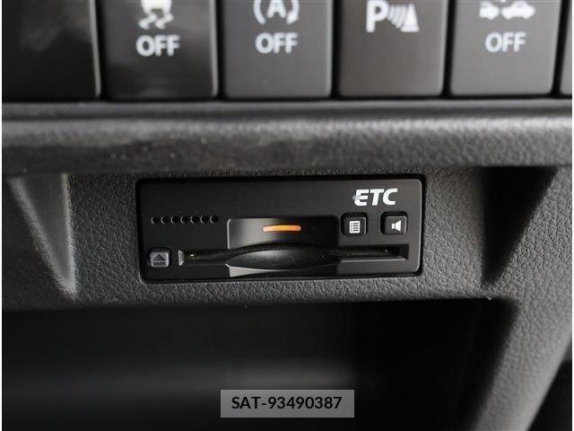 Suzuki X BEE 2017-12 8102888-4