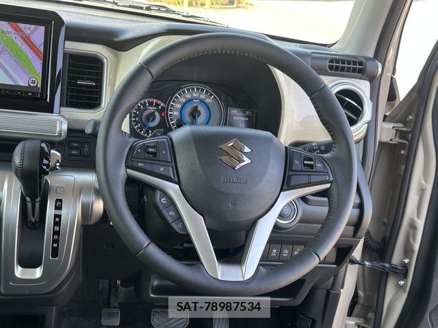 Suzuki X BEE 2019-03 8102887-9