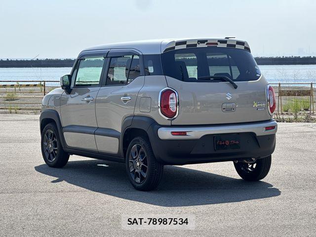 Suzuki X BEE 2019-03 8102887-22