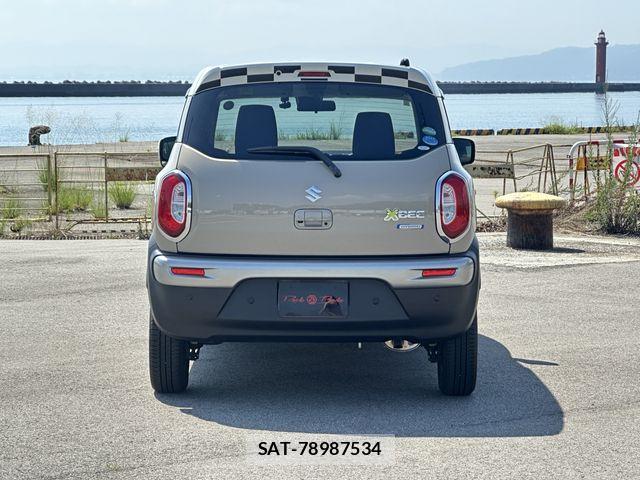 Suzuki X BEE 2019-03 8102887-23