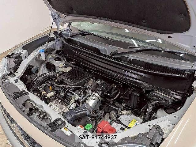 Suzuki X BEE 2018-10 8147044-17