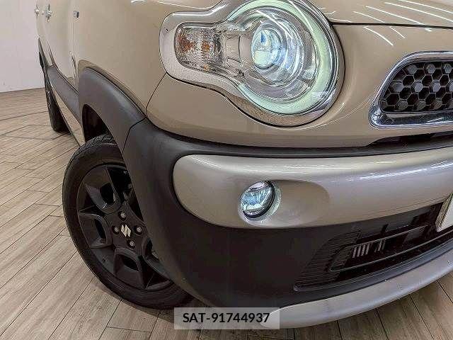 Suzuki X BEE 2018-10 8147044-19