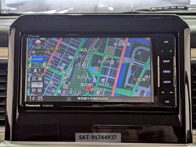 Suzuki X BEE 2018-10 8147044-2
