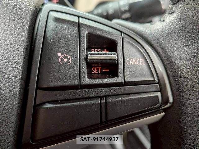 Suzuki X BEE 2018-10 8147044-6