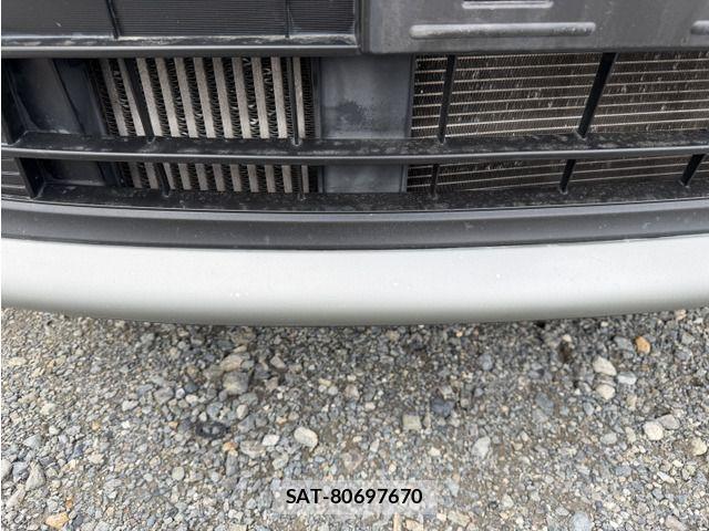 Suzuki X BEE 2020-07 8147047-17
