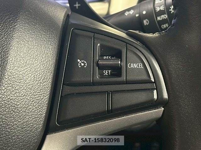 Suzuki X BEE 2019-05 8147045-4