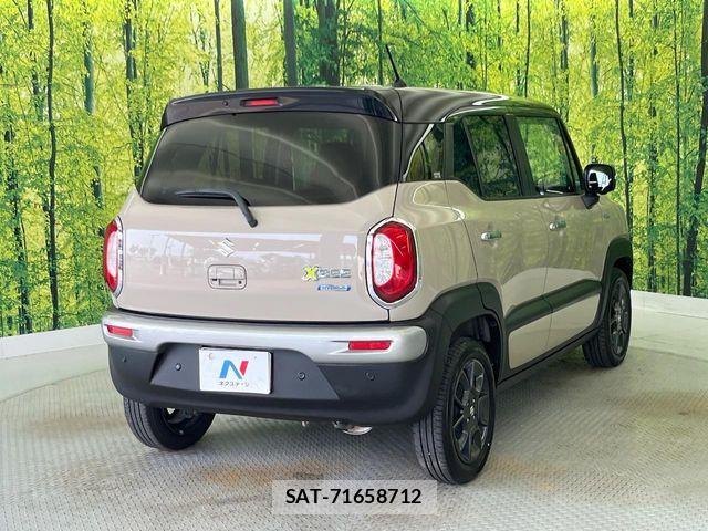 Suzuki X BEE 2020-04 8147046-17
