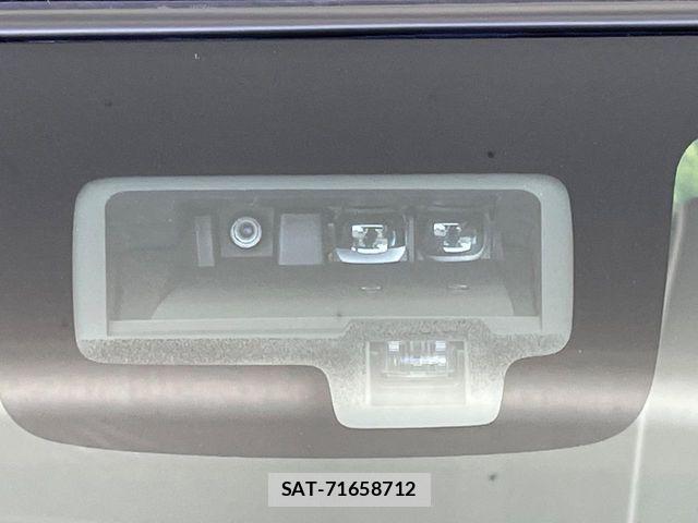 Suzuki X BEE 2020-04 8147046-5