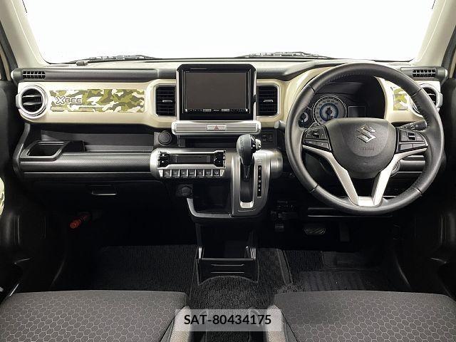 Suzuki X BEE 2019-11 8211130-1