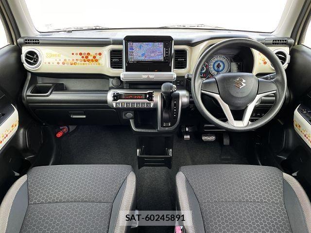 Suzuki X BEE 2018-08 8211132-1