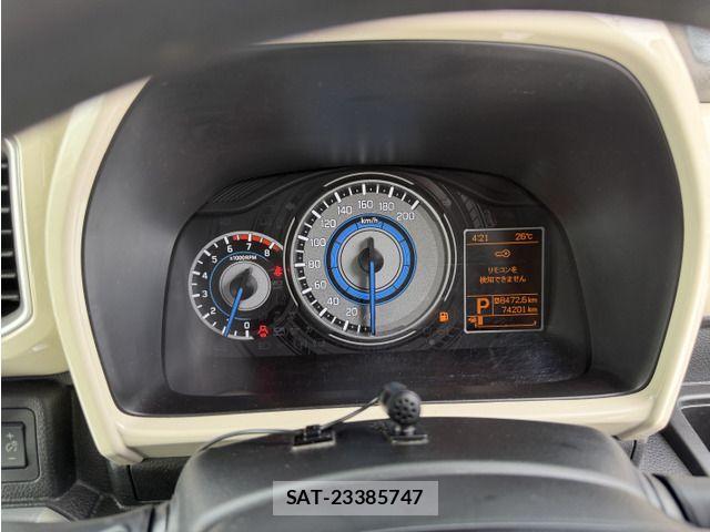 Suzuki X BEE 2018-04 8211137-9