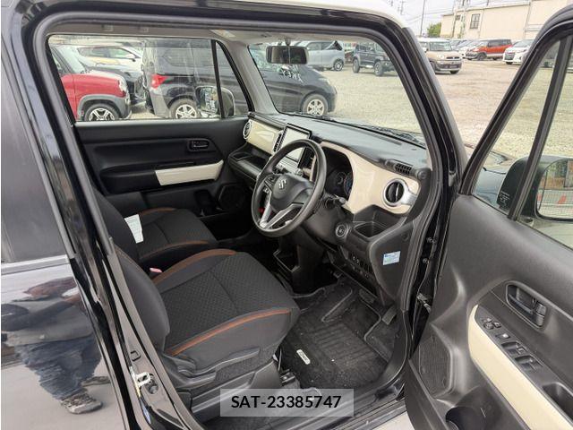 Suzuki X BEE 2018-04 8211137-8