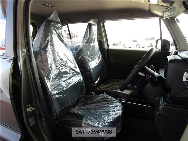 Suzuki X BEE 2026-07 8211128-14