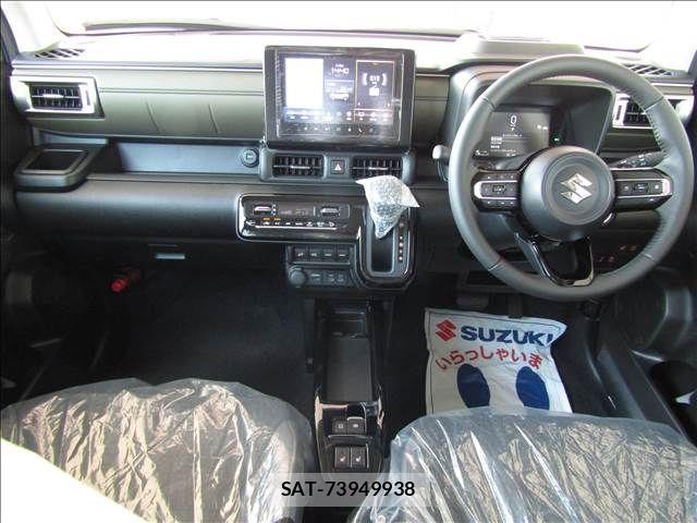 Suzuki X BEE 2026-07 8211128-1