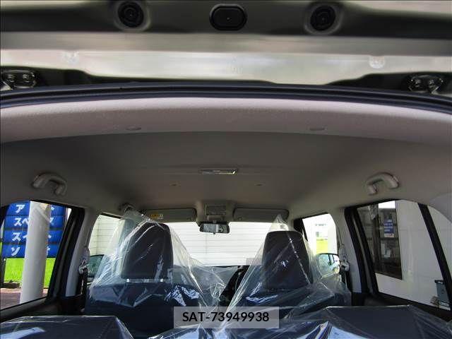 Suzuki X BEE 2026-07 8211128-21