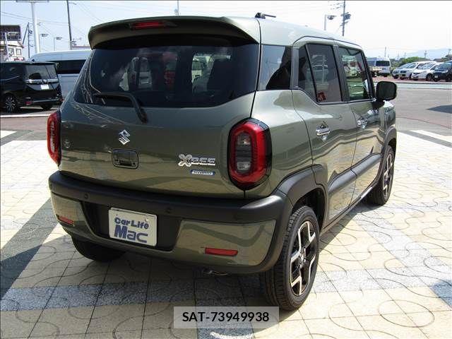 Suzuki X BEE 2026-07 8211128-28