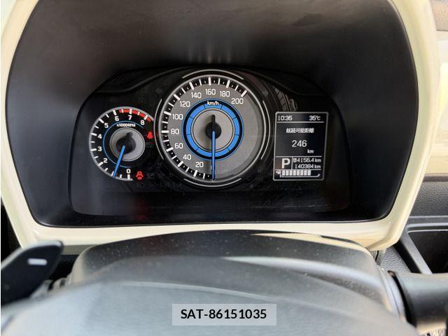 Suzuki X BEE 2018-05 8247239-12