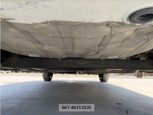 Suzuki X BEE 2018-05 8247239-18