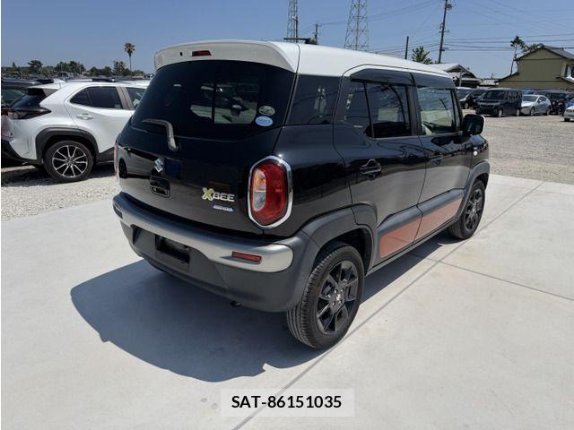 Suzuki X BEE 2018-05 8247239-1