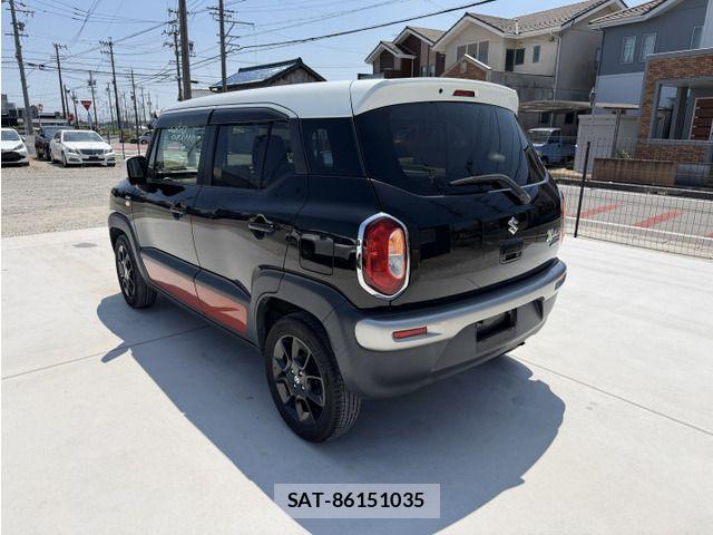 Suzuki X BEE 2018-05 8247239-5