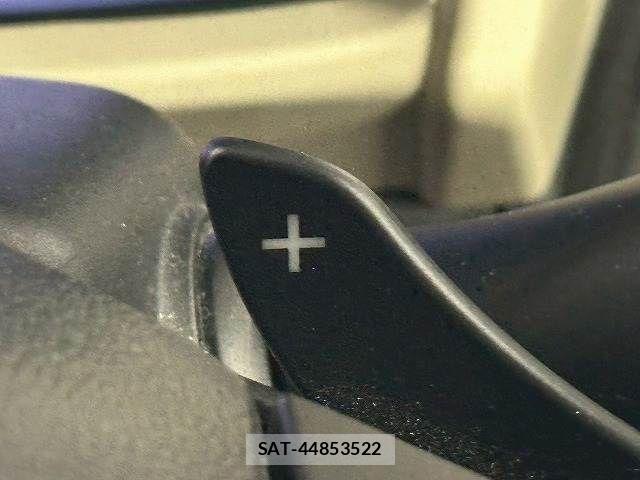 Suzuki X BEE 2018-03 8247237-10
