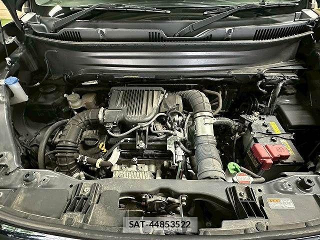 Suzuki X BEE 2018-03 8247237-11