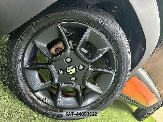 Suzuki X BEE 2018-03 8247237-18