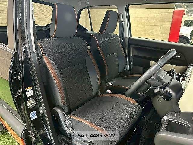 Suzuki X BEE 2018-03 8247237-5