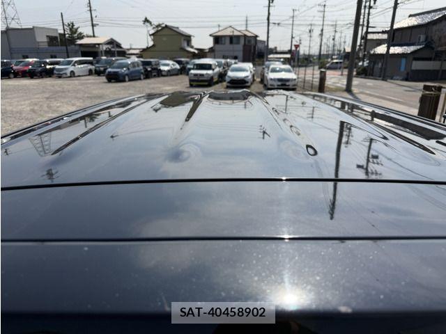 Suzuki X BEE 2019-09 8247238-14