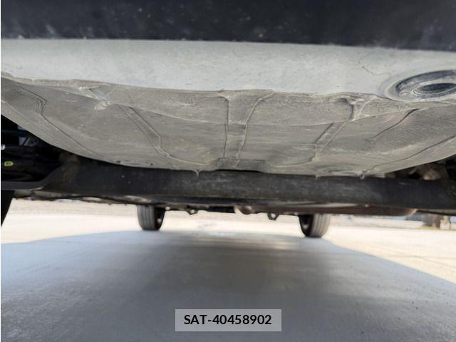 Suzuki X BEE 2019-09 8247238-17