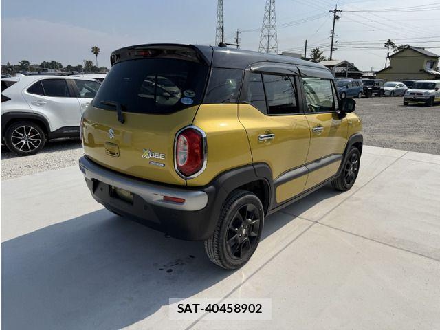 Suzuki X BEE 2019-09 8247238-1