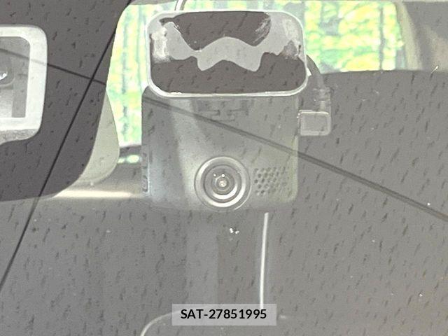 Suzuki X BEE 2018-06 8247236-4