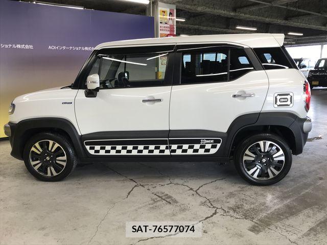 Suzuki X BEE 2022-12 8247235-2