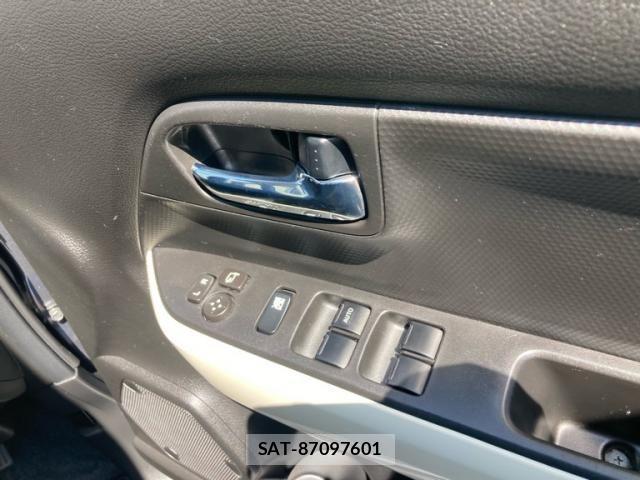 Suzuki X BEE 2019-07 8318255-10