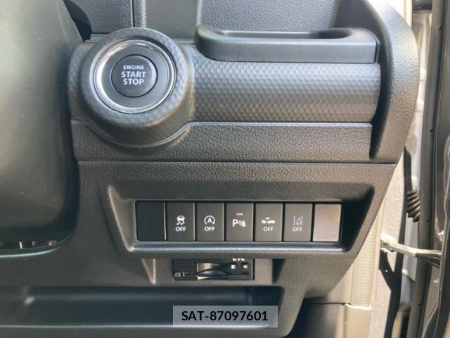 Suzuki X BEE 2019-07 8318255-11