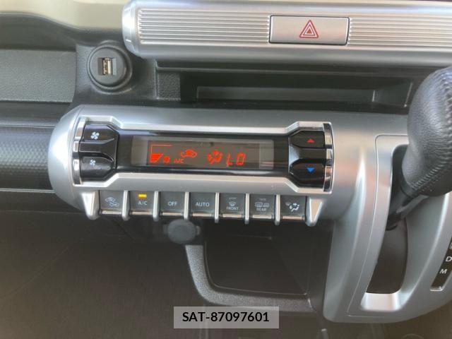 Suzuki X BEE 2019-07 8318255-15