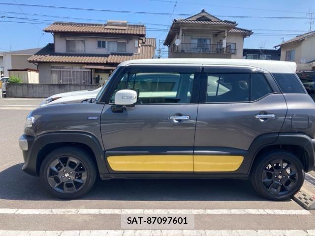 Suzuki X BEE 2019-07 8318255-3