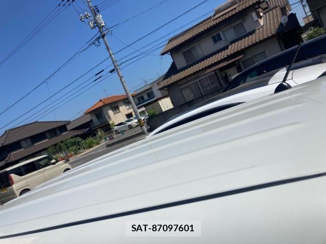 Suzuki X BEE 2019-07 8318255-5