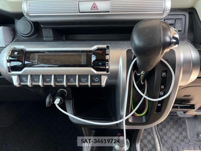 Suzuki X BEE 2017-12 8318254-17