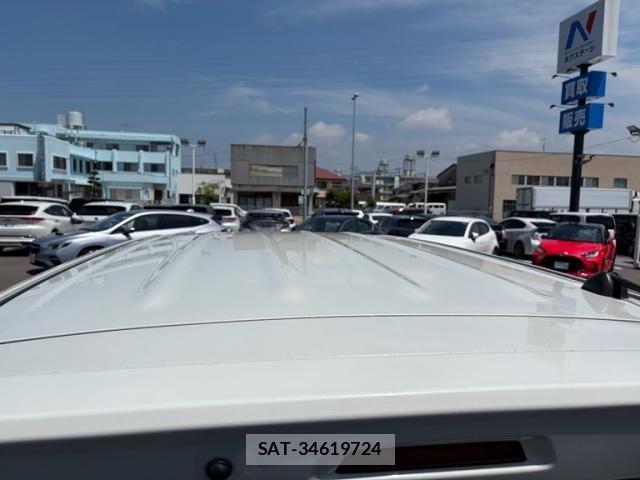 Suzuki X BEE 2017-12 8318254-4