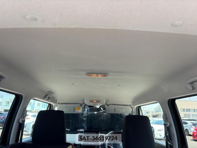 Suzuki X BEE 2017-12 8318254-6