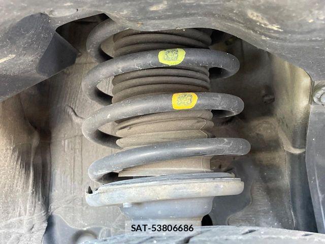 Suzuki X BEE 2019-07 8318253-19