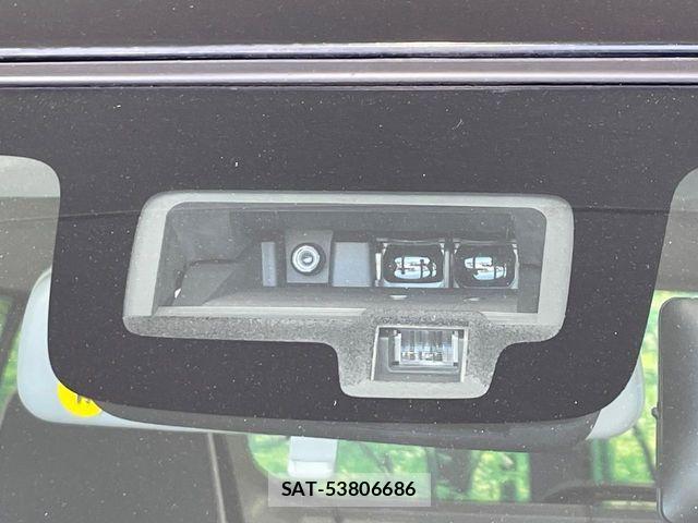 Suzuki X BEE 2019-07 8318253-4