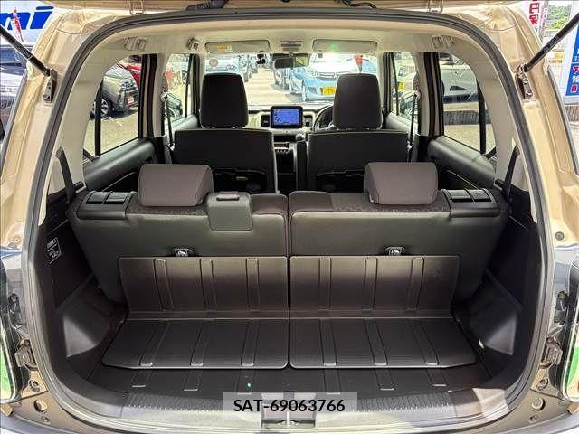 Suzuki X BEE 2021-01 8334866-9