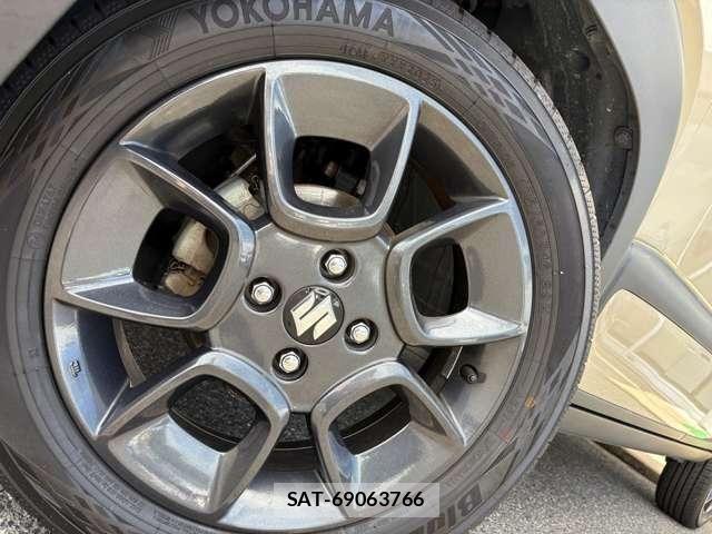 Suzuki X BEE 2021-01 8334866-5