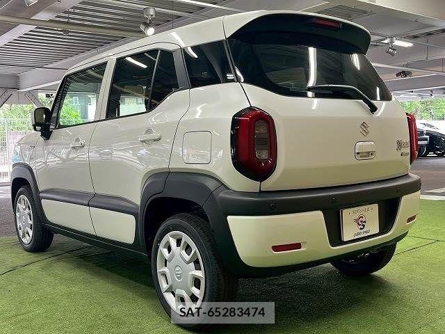 Suzuki X BEE 2025-10 8334864-16